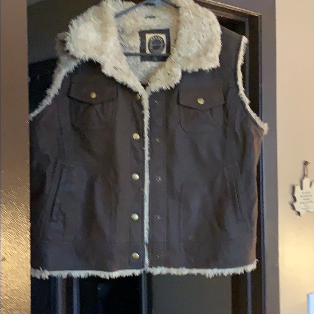 Faux sueded and fur vest